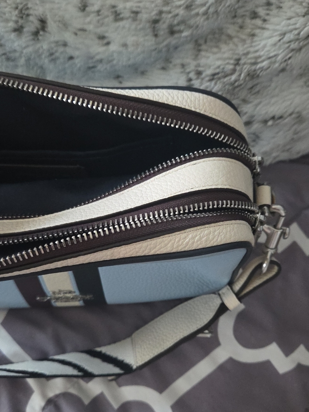 Coach Pale Blue Leather Camera Bag with Stripe Accent - Picture 5 of 8
